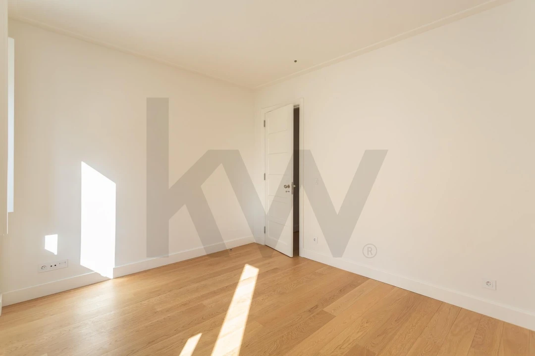 Apartamento T2 para Arrendamento em Penha de França Foto 16