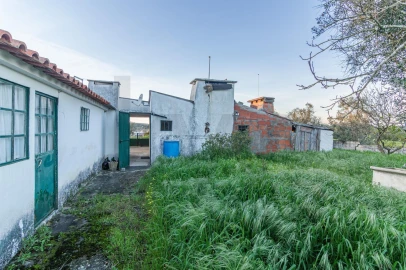 Moradia T2 para Venda em Carregueira