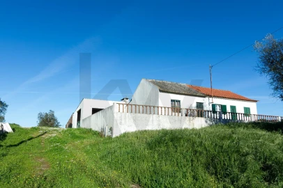 Moradia T2 para Venda em Carregueira