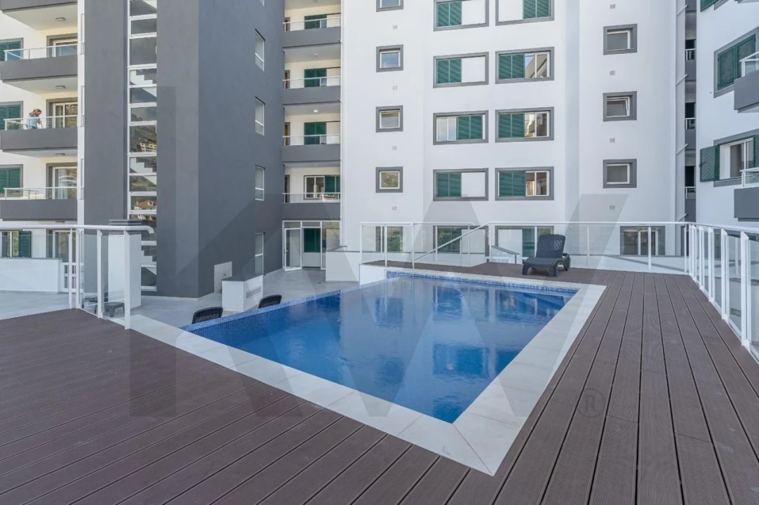 Apartamento T2 para Venda em Caniço Foto 27