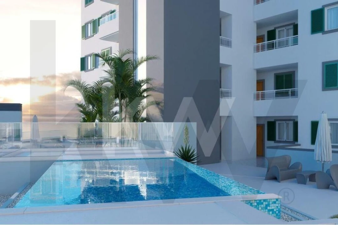 Apartamento T2 para Venda em Caniço Foto 9