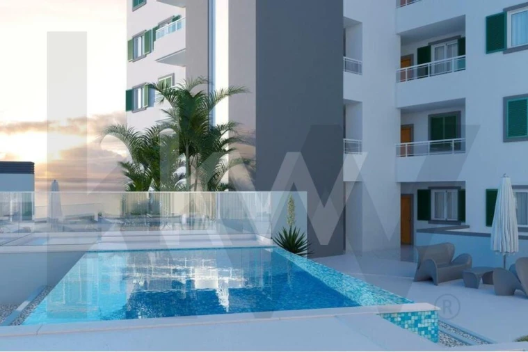 Apartamento T2 para Venda em Caniço Foto 9
