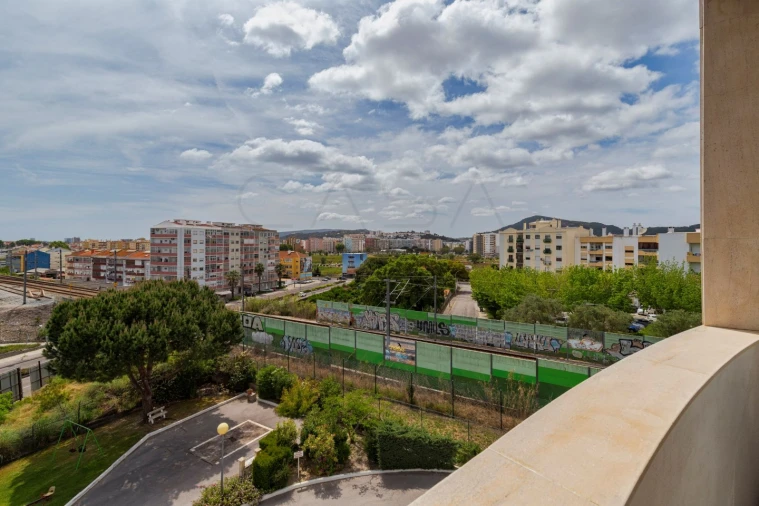 Apartamento T4 para Venda em Setubal (São Sebastião) Foto 27