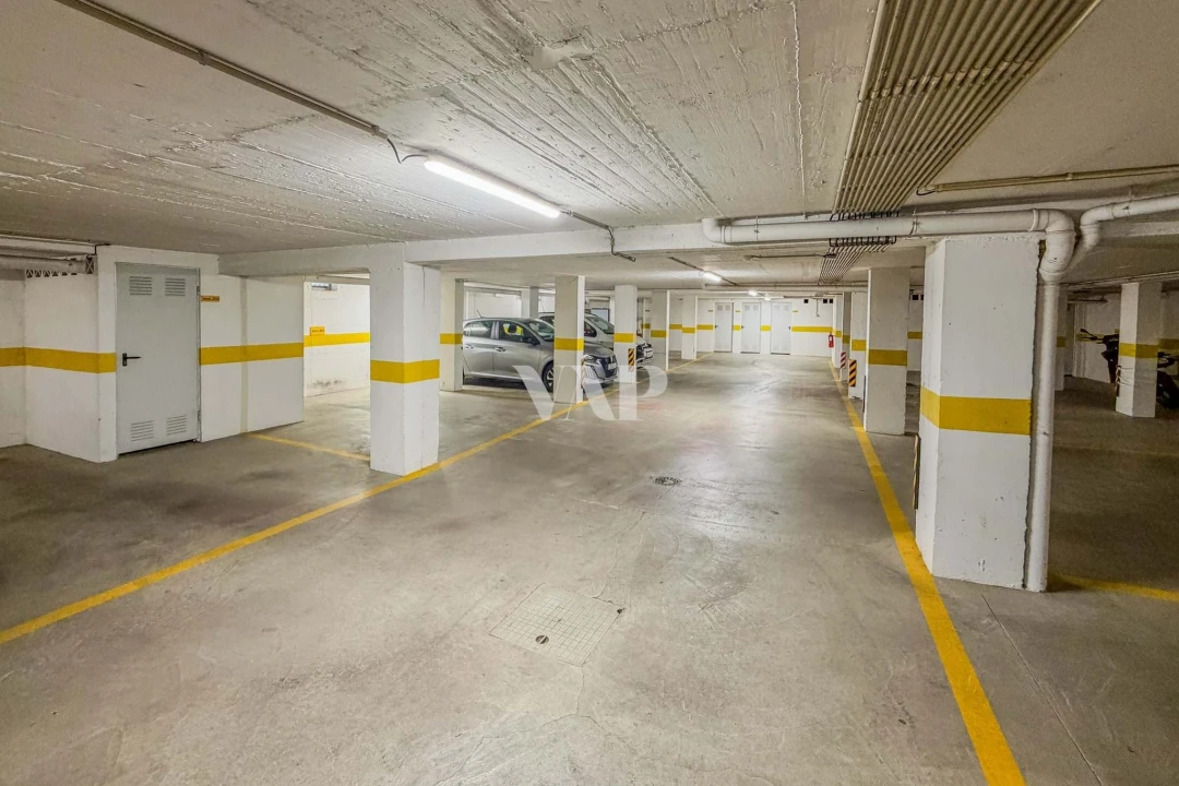 Apartamento T2 para Venda em Quarteira Foto 11