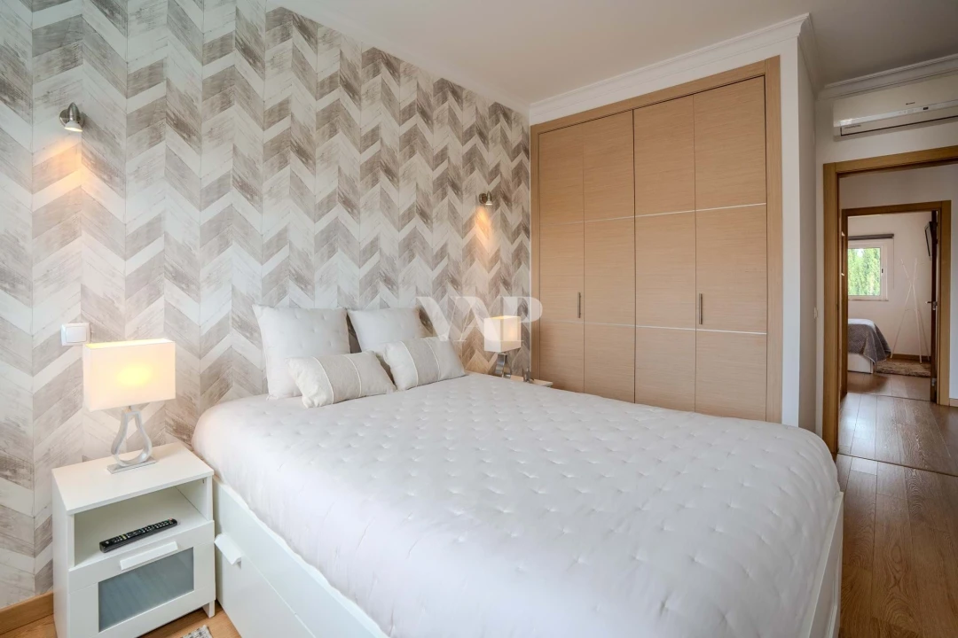 Apartamento T2 para Venda em Quarteira Foto 6