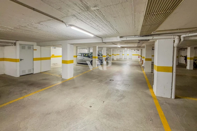 Apartamento T2 para Venda em Quarteira Foto 11