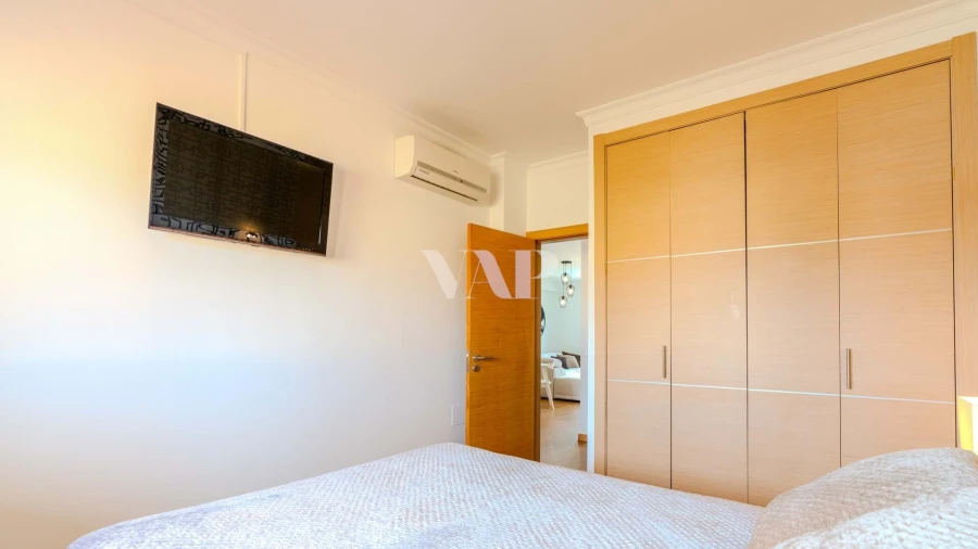 Apartamento T2 para Venda em Quarteira Foto 14