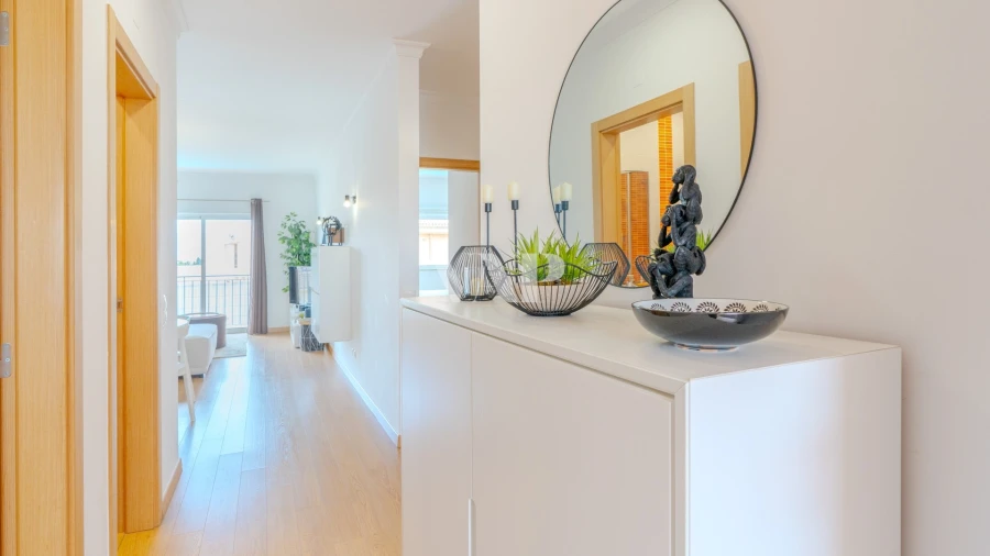 Apartamento T2 para Venda em Quarteira Foto 6