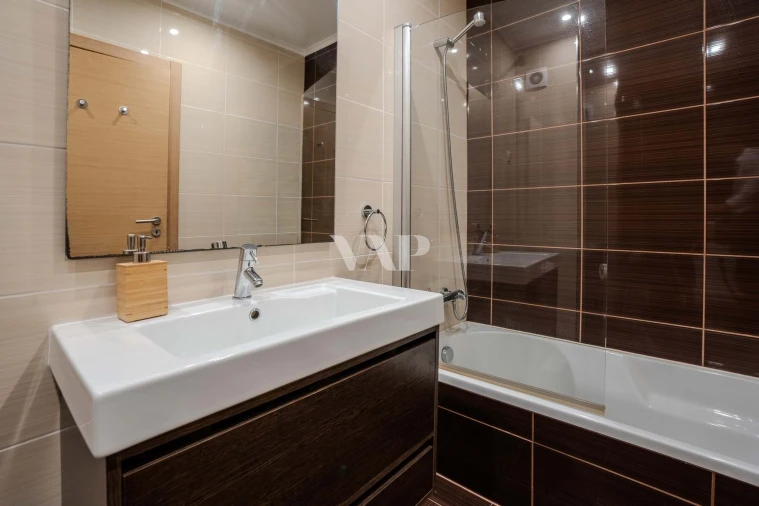 Apartamento T2 para Venda em Quarteira Foto 8