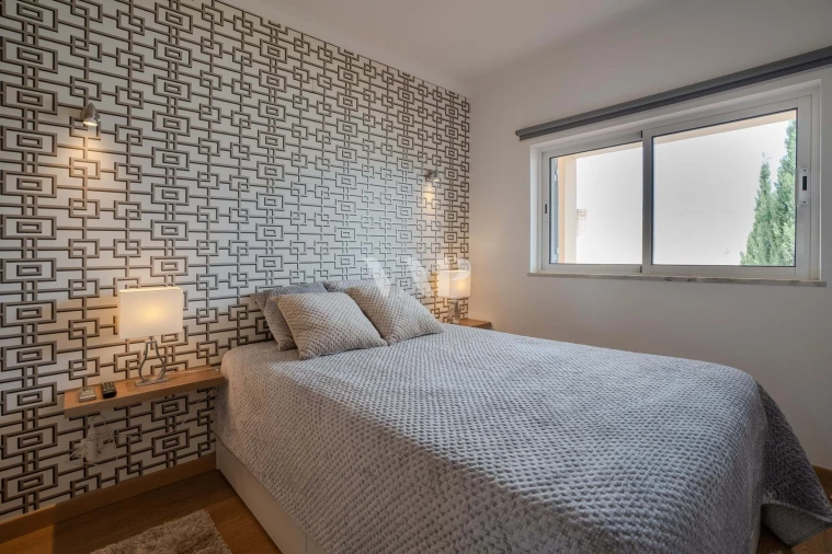 Apartamento T2 para Venda em Quarteira Foto 9