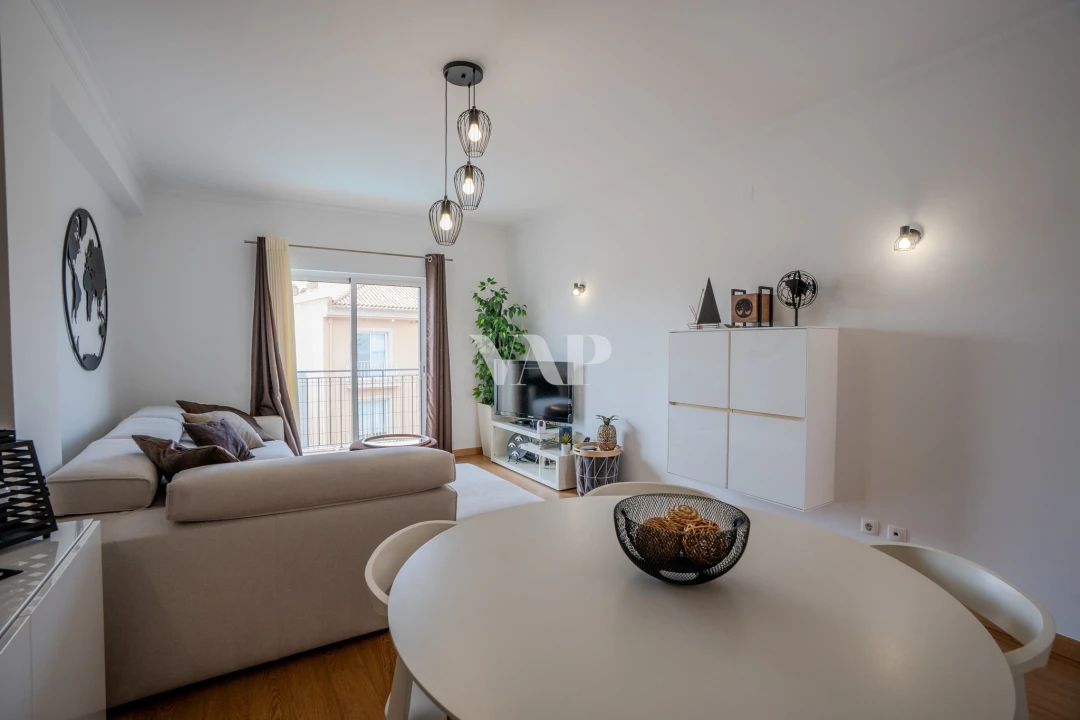Apartamento T2 para Venda em Quarteira Foto 4
