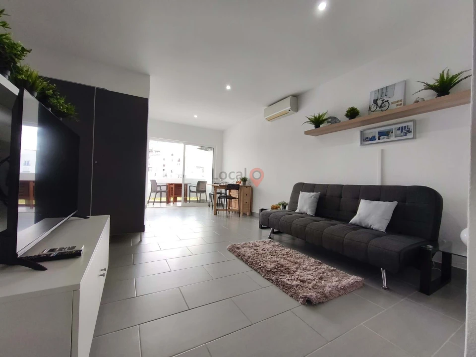 Apartamento T1 para Venda em Luz Foto 4
