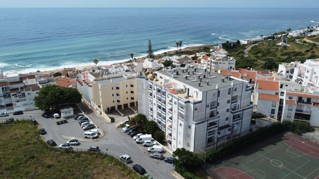 Apartamento T1 para Venda em Luz Foto 25