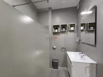 Apartamento T1 para Venda em Luz