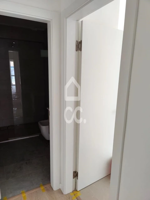 Apartamento T2 para Arrendamento em Amora