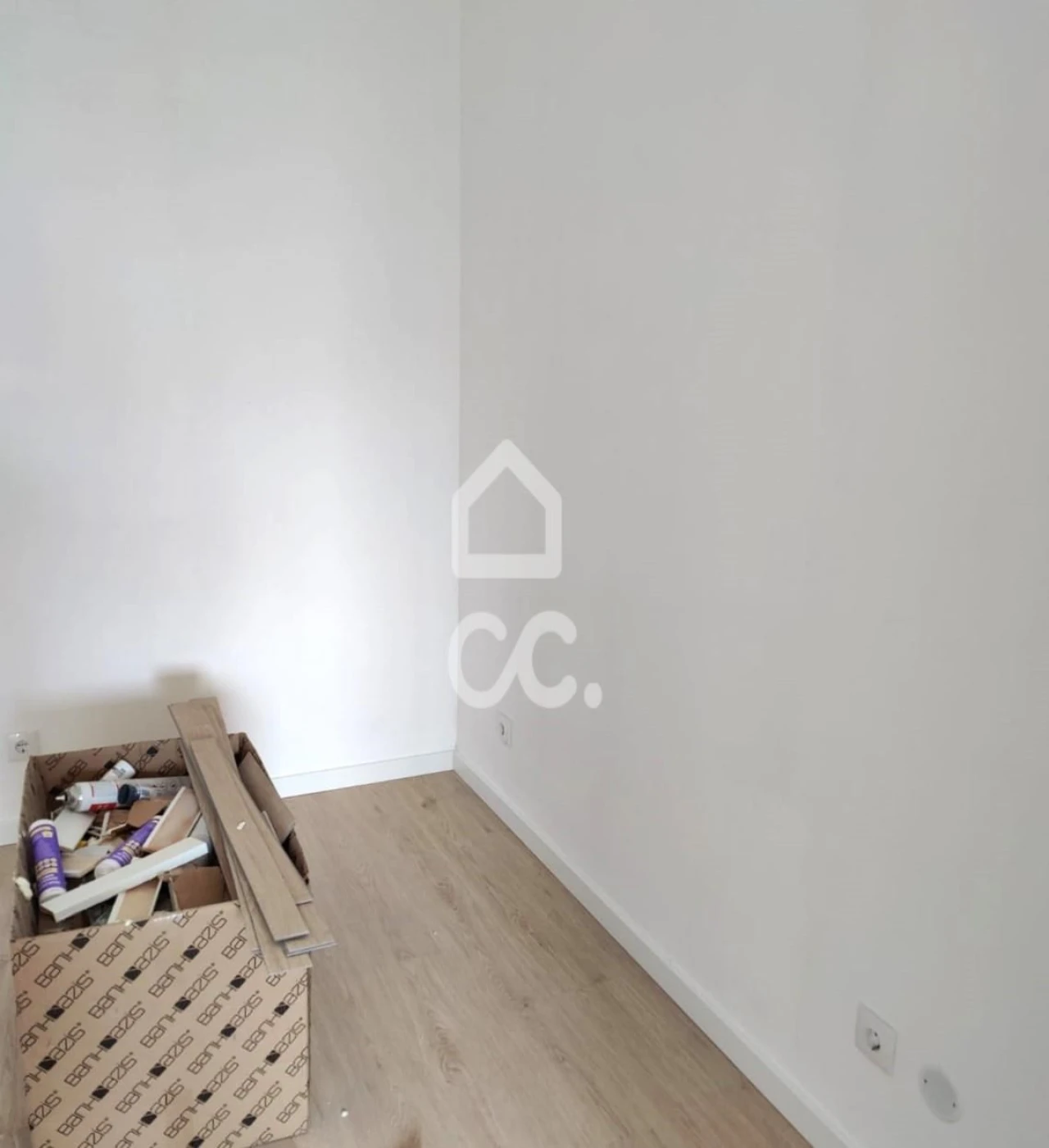 Apartamento T2 para Arrendamento em Amora Foto 5