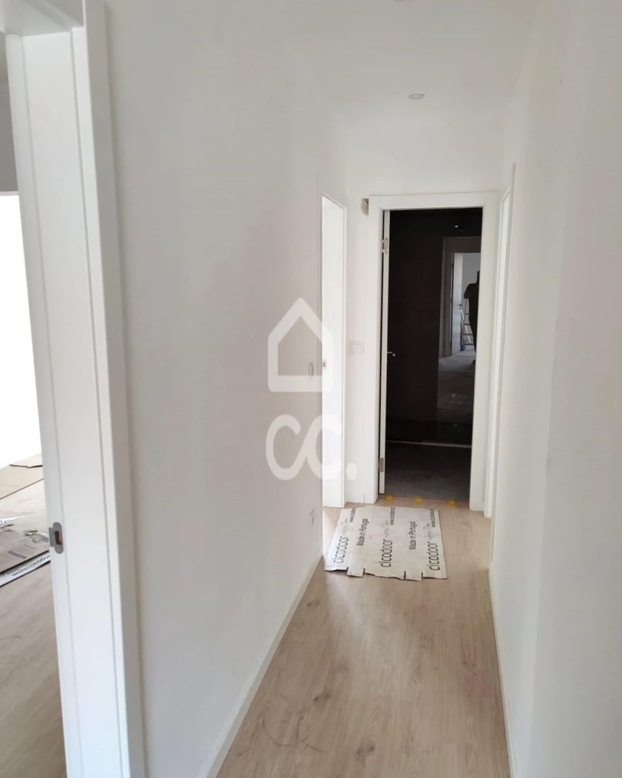 Apartamento T2 para Arrendamento em Amora Foto 2