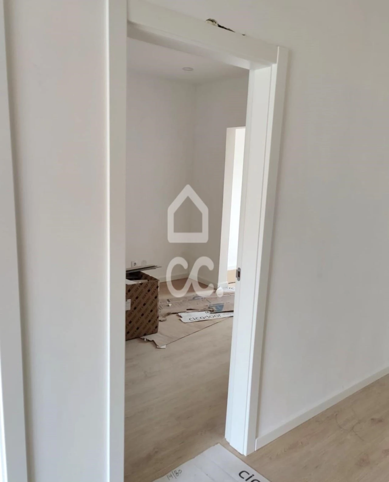 Apartamento T2 para Arrendamento em Amora Foto 8