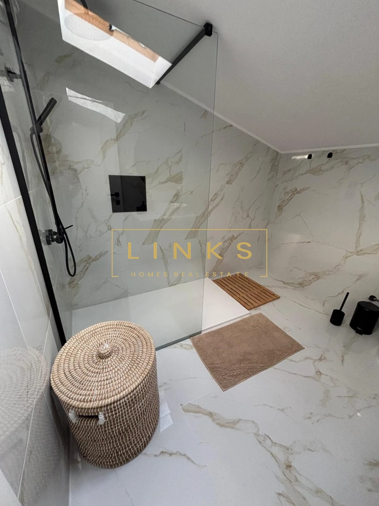 Moradia T2 para Venda em Porto Santo Foto 18