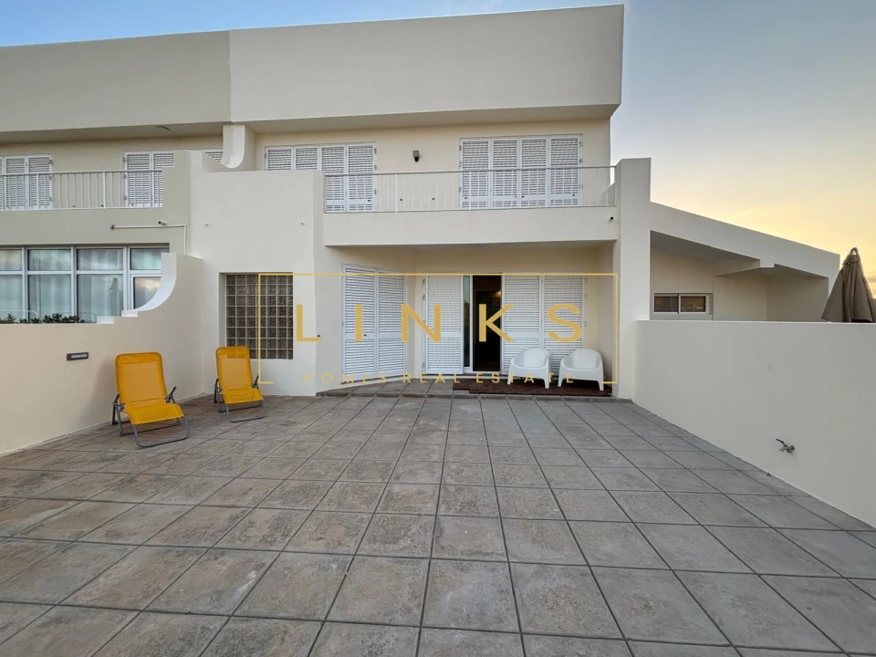 Moradia T2 para Venda em Porto Santo Foto 1