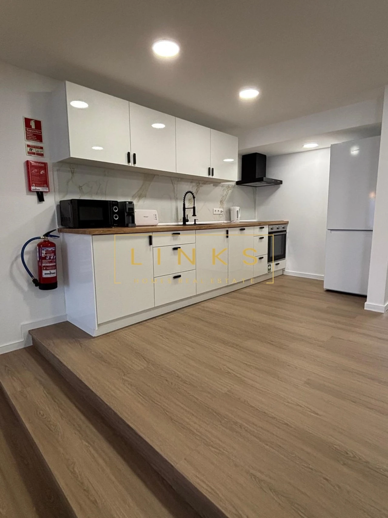 Moradia T2 para Venda em Porto Santo Foto 13