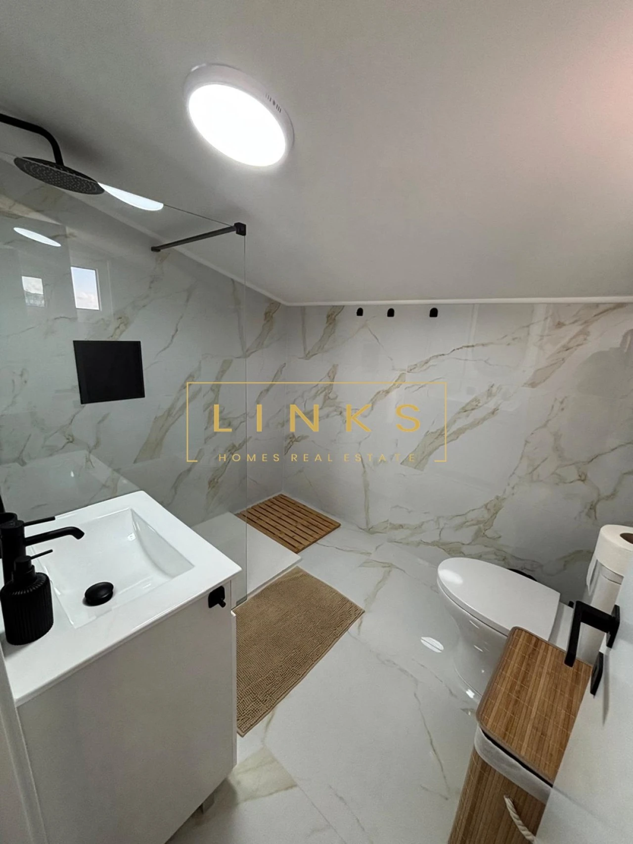 Moradia T2 para Venda em Porto Santo Foto 24