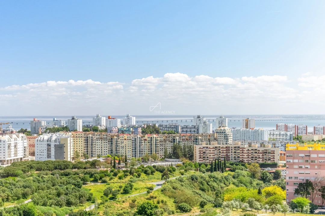 Apartamento T3 para Venda em Areeiro Foto 34