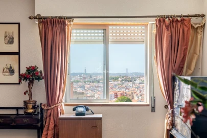 Apartamento T3 para Venda em Areeiro