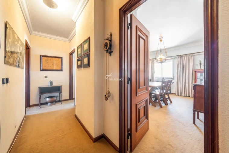 Apartamento T3 para Venda em Areeiro Foto 21