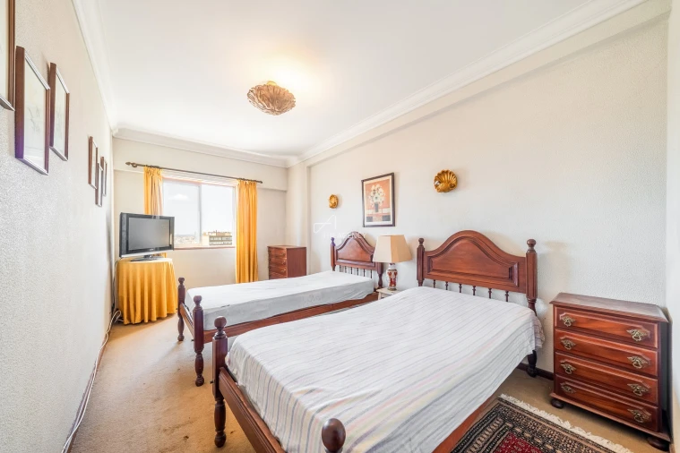 Apartamento T3 para Venda em Areeiro Foto 30