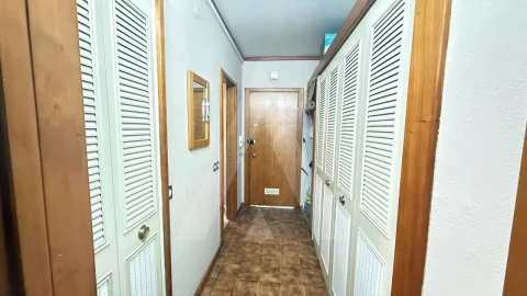Apartamento T1 para Venda em Quarteira