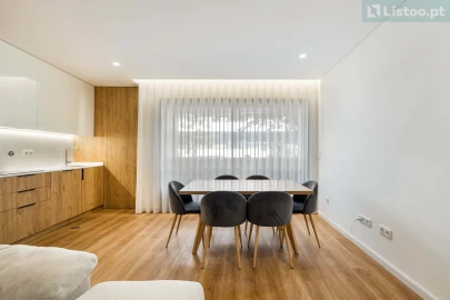 Apartamento T3 para Venda em Arcozelo
