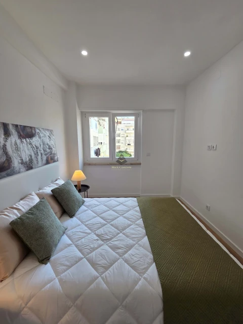 Apartamento T3 para Venda em Benfica