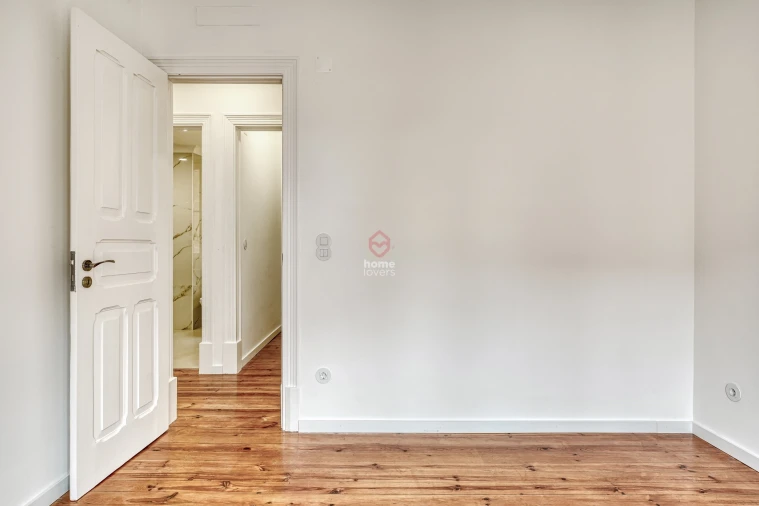 Apartamento T3 para Venda em Penha de França Foto 2