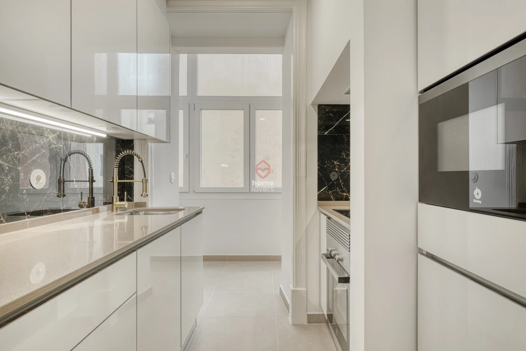 Apartamento T3 para Venda em Penha de França Foto 3