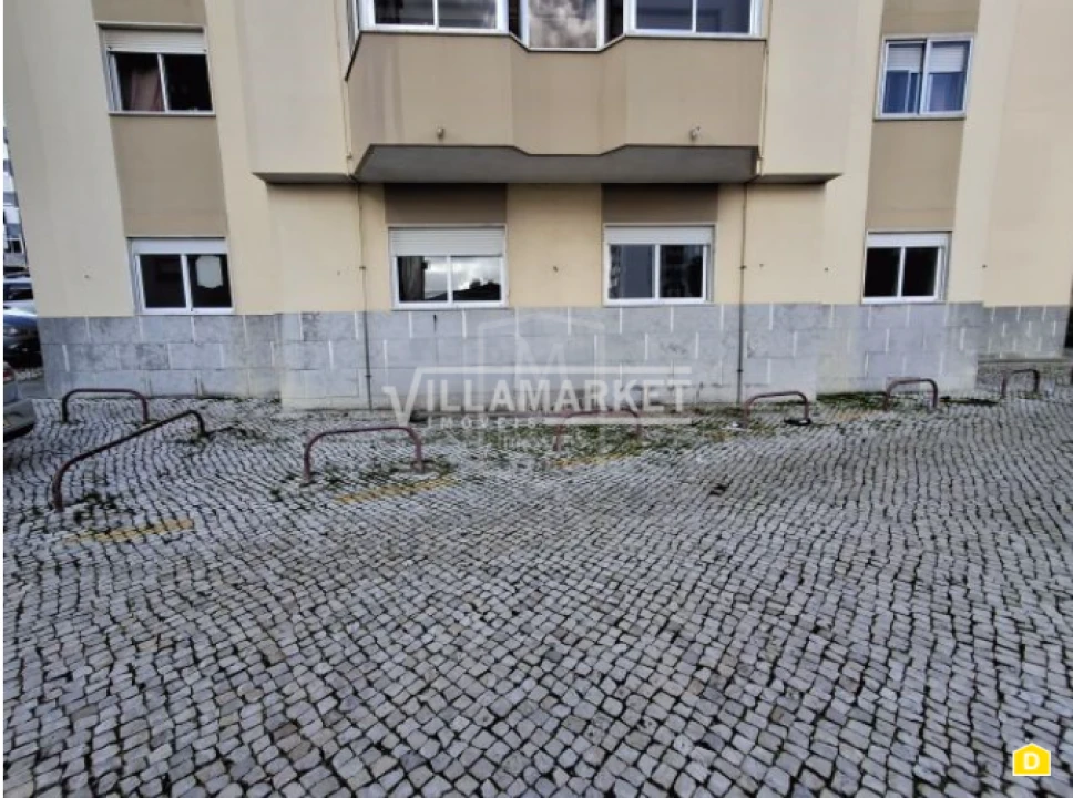 Apartamento T3 para Venda em Ramada e Caneças Foto 3
