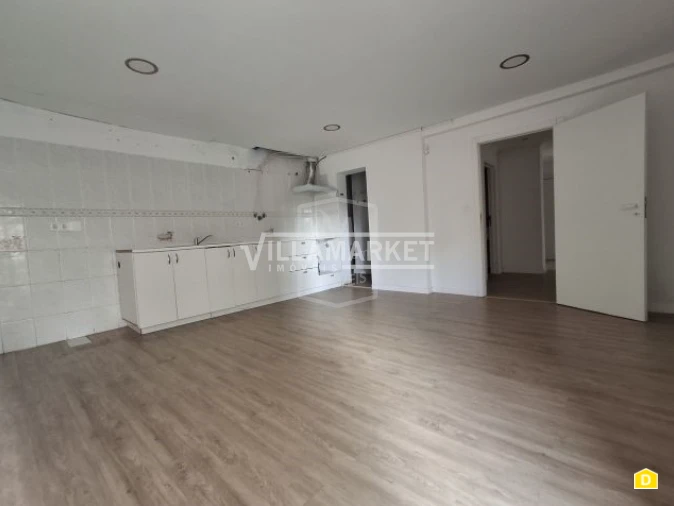 Apartamento T3 para Venda em Ramada e Caneças Foto 2