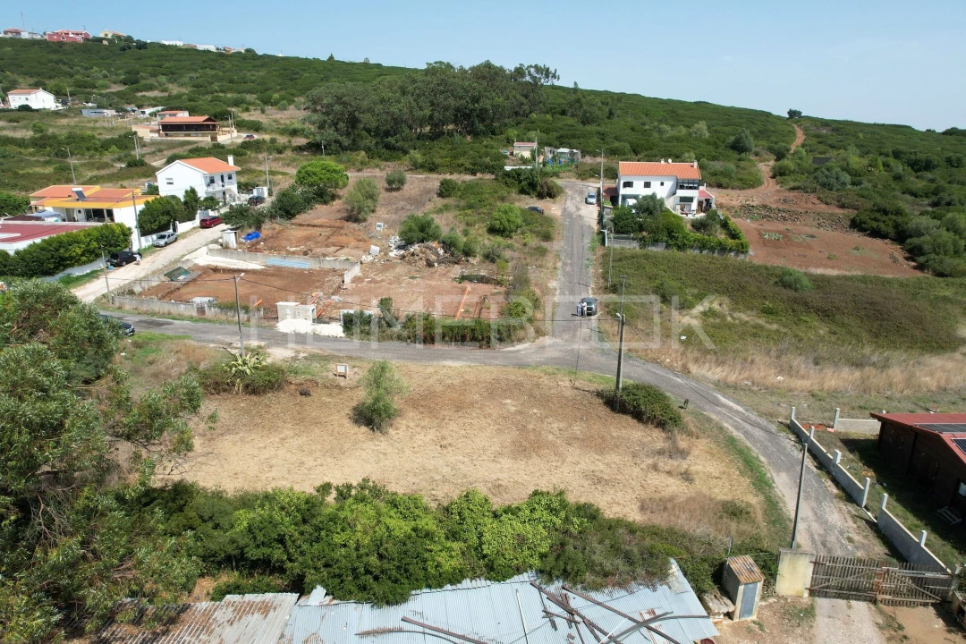 Terreno para Venda em Santo Antão e São Julião do Tojal Foto 7