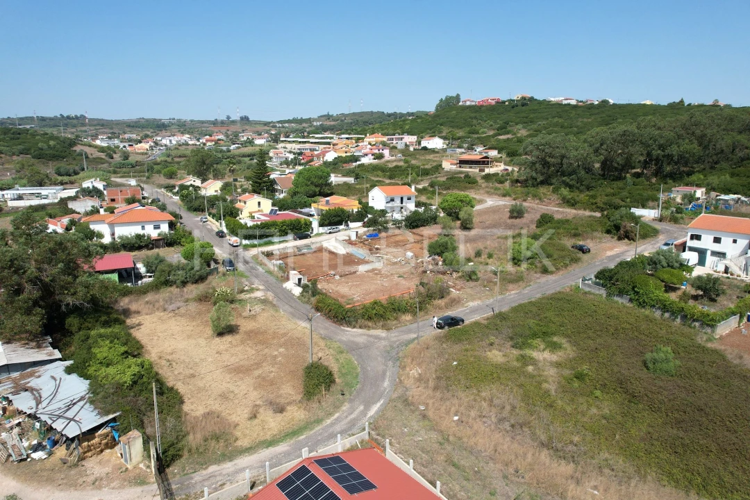 Terreno para Venda em Santo Antão e São Julião do Tojal Foto 10