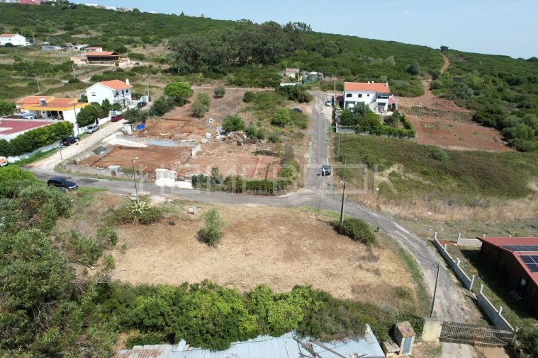 Terreno para Venda em Santo Antão e São Julião do Tojal Foto 8