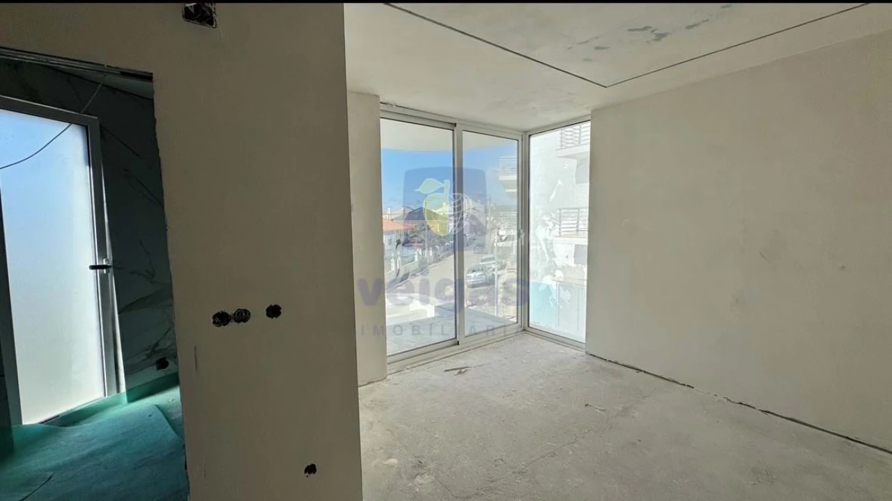 Moradia T3 para Venda em Alfeizerão Foto 4