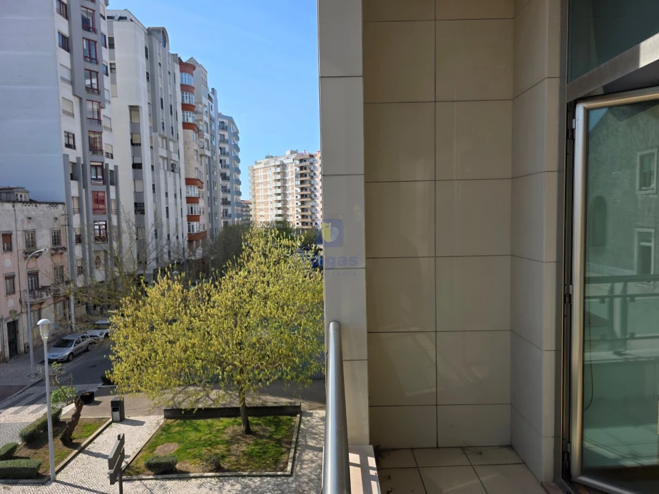 Escritório para Venda em Caldas da Rainha - Santo Onofre e Serra do Bouro Foto 5