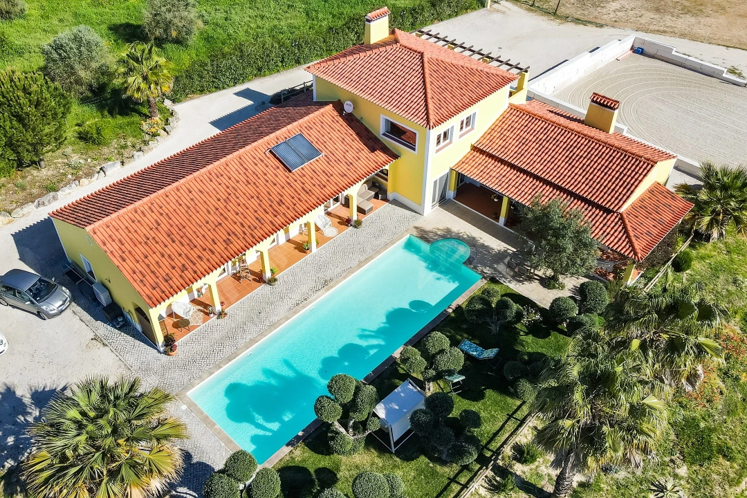 Moradia T4 para Venda em Romeira e Várzea Foto 1
