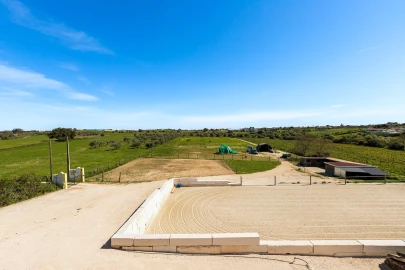 Moradia T4 para Venda em Romeira e Várzea