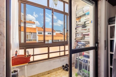 Apartamento T3 para Venda em Agualva e Mira-Sintra