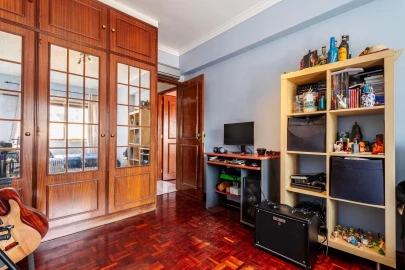Apartamento T3 para Venda em Agualva e Mira-Sintra