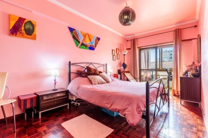 Apartamento T3 para Venda em Agualva e Mira-Sintra