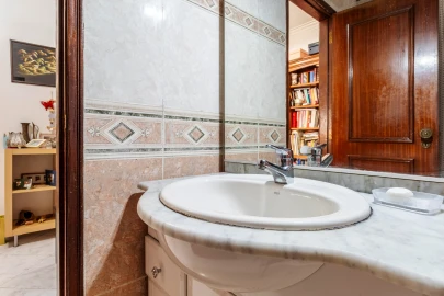 Apartamento T3 para Venda em Agualva e Mira-Sintra