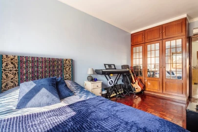 Apartamento T3 para Venda em Agualva e Mira-Sintra