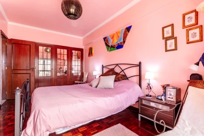 Apartamento T3 para Venda em Agualva e Mira-Sintra
